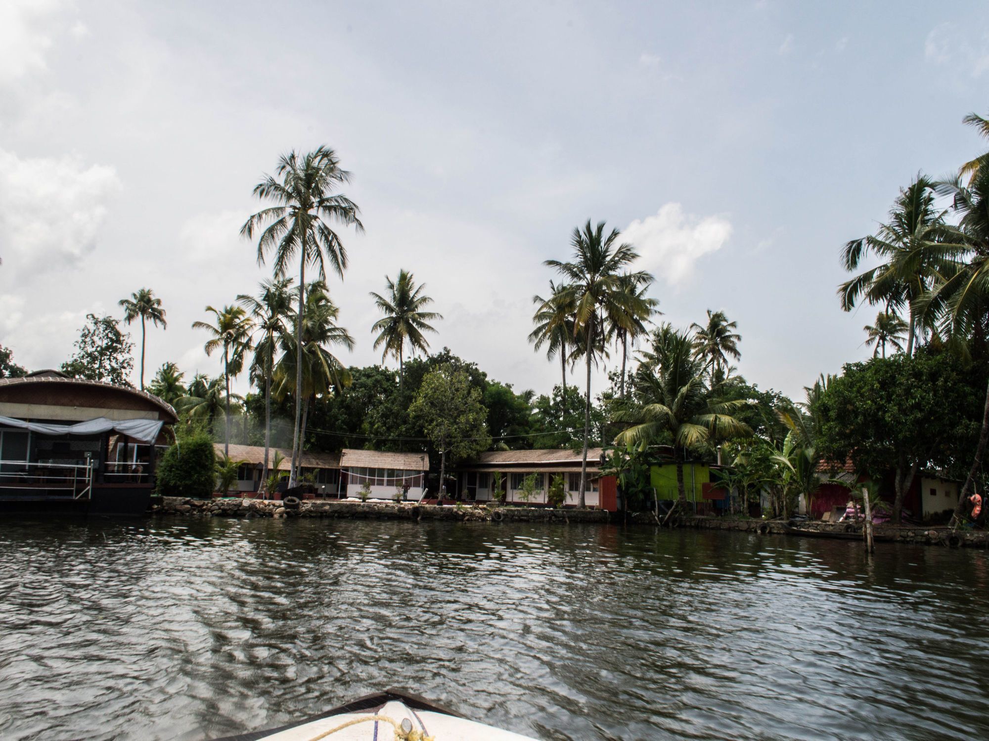 Oyo 5237 Island Lake Resort Alappuzha Exterior foto
